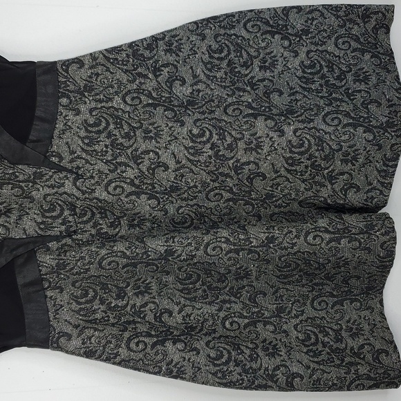 BCBGeneration Cocktail Dress Mesh Inserts High Neck Paisley Print Womens 6 - Picture 3 of 11